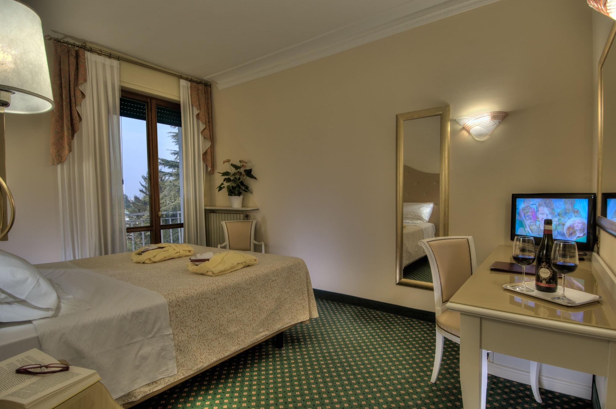 Palace Hotel Meggiorato Abano Terme Buitenkant foto